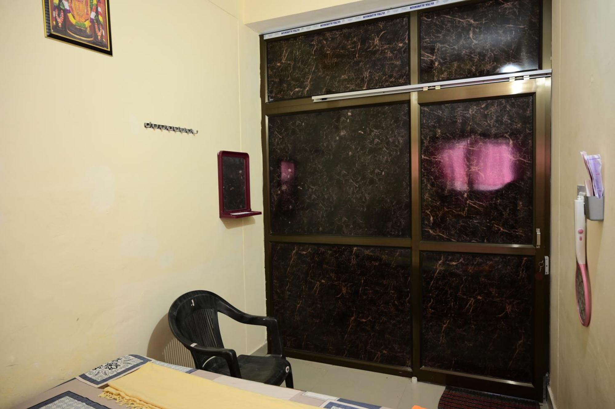 Jankivihar Homestay At Prahladghat Within 1Km From Shri Ram Mandir Ayodhya ภายนอก รูปภาพ