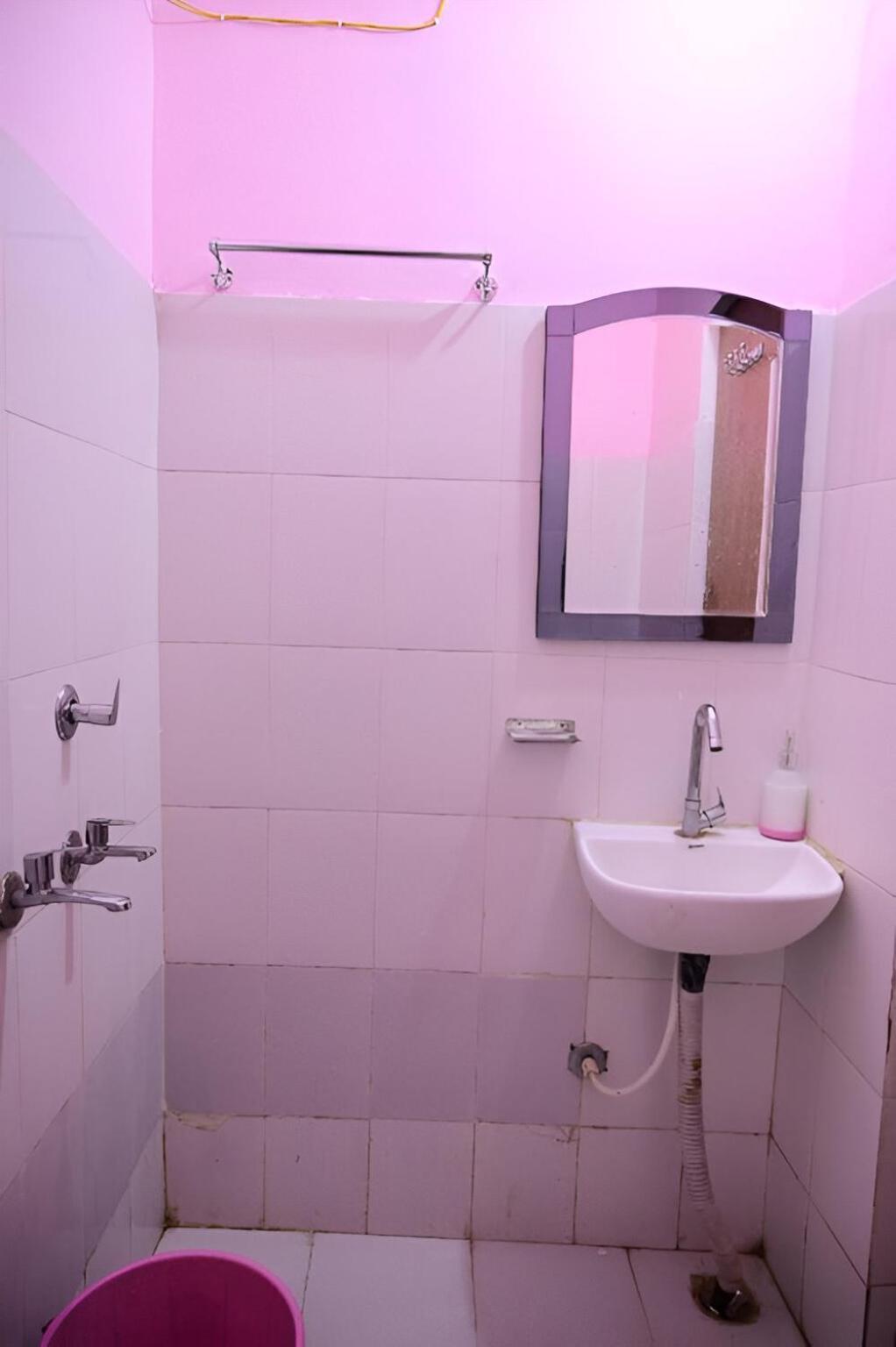 Jankivihar Homestay At Prahladghat Within 1Km From Shri Ram Mandir Ayodhya ภายนอก รูปภาพ